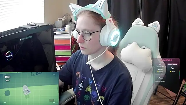 LilyFoxxx online show from 06/07/26, 08:36