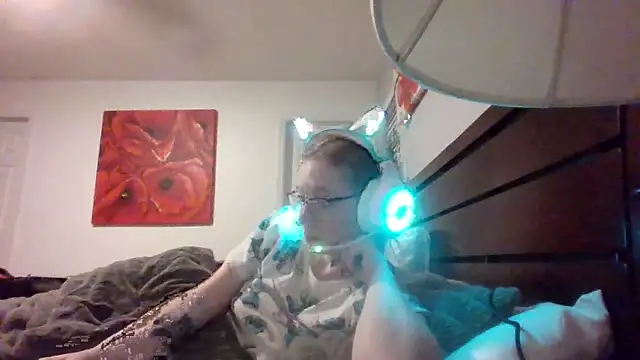 LilyFoxxx online show from 11/14/25, 04:27