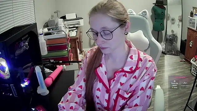 LilyFoxxx online show from 02/14/26, 06:46