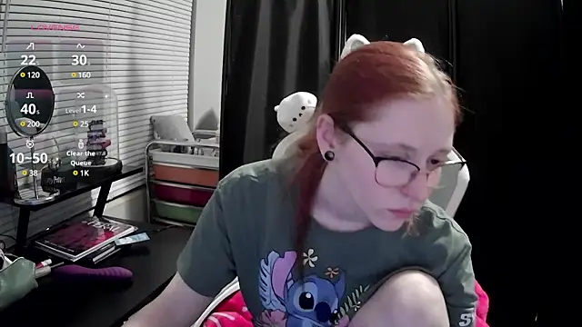 LilyFoxxx online show from 02/24/25, 03:55