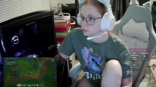 LilyFoxxx online show from 07/29/26, 05:06