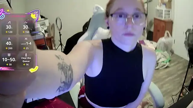 LilyFoxxx online show from 10/06/25, 03:19