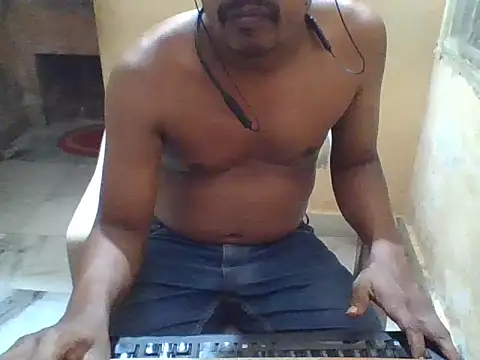 Snapshot of Telugu-Modda6 chatting on 10/15/25, 09:12 Telugu-Modda6 online show from 10/15/25, 09:12