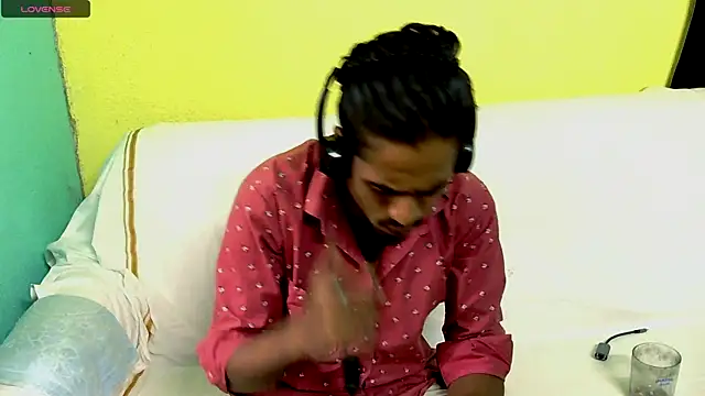 Snapshot of savage_lucifer8 chatting on 12/09/24, 08:00 savage lucifer8 online show from 12/09/24, 08:00