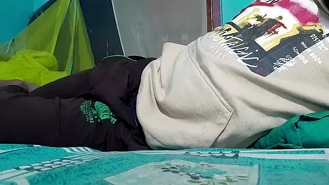 Snapshot of savage_lucifer8 chatting on 12/05/24, 01:11 savage lucifer8 online show from 12/05/24, 01:11