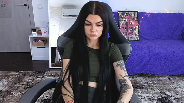 Tiffany lab online show from 02/10/26, 08:35