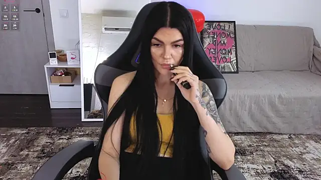 Tiffany lab online show from 02/18/26, 09:17