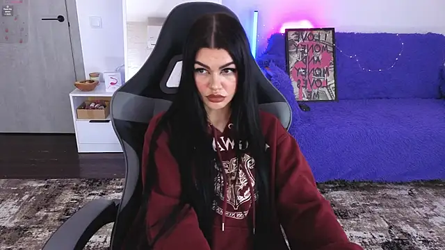 Tiffany lab online show from 02/06/26, 12:45