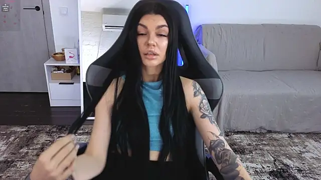 Tiffany lab online show from 03/10/26, 12:20