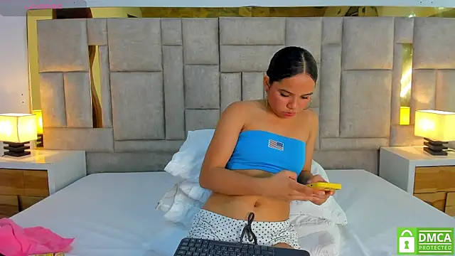 valtira nova online show from 03/20/26, 07:37