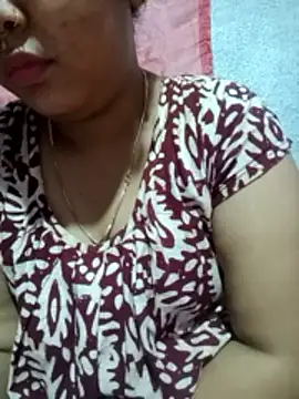 Super-Couple online show from 12/18/25, 04:33