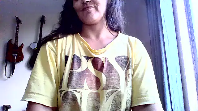 Snapshot of escritorasafada chatting on 03/19/25, 07:49 escritorasafada online show from 03/19/25, 07:49