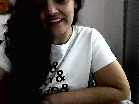 Snapshot of escritorasafada chatting on 12/28/24, 08:48 escritorasafada online show from 12/28/24, 08:48