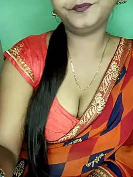 NOTY-LOVE-05 online show from 10/25/25, 03:01