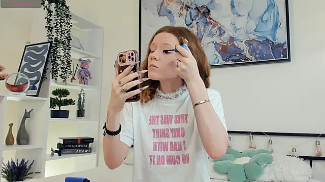 ZaraBluitt online show from 03/13/25, 08:04