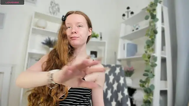 ZaraBluitt online show from 04/12/26, 08:50