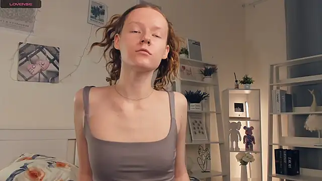 ZaraBluitt online show from 10/26/25, 07:31