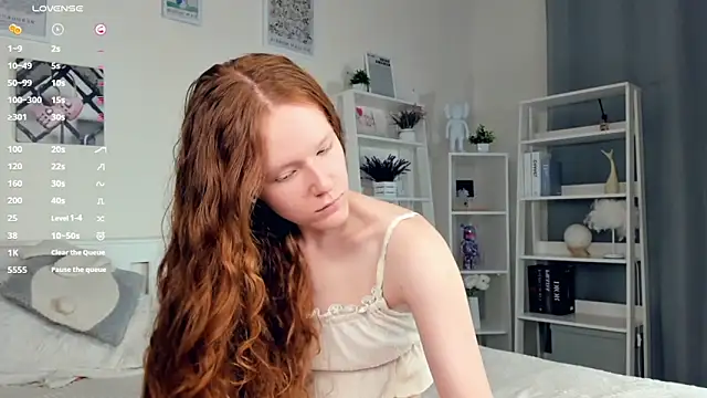 ZaraBluitt online show from 09/24/25, 07:37