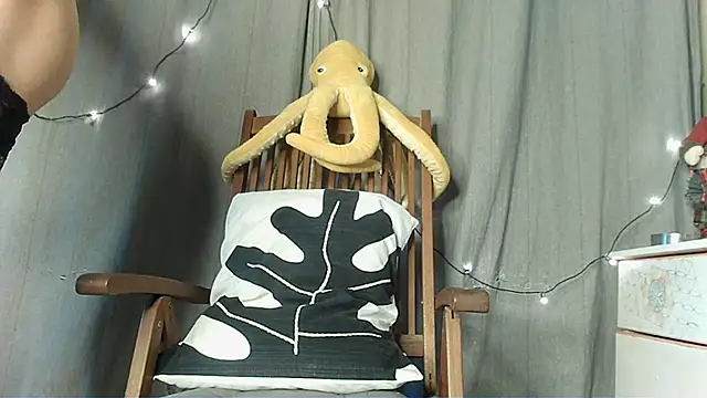 Skinnyshiny boy online show from 01/17/25, 09:06