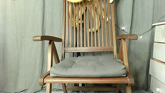 Skinnyshiny boy online show from 01/15/25, 05:08