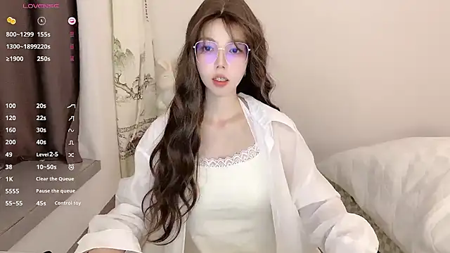Yuki 111 online show from 12/06/24, 01:38