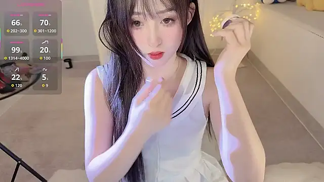 Unique-yiyi online show from 11/06/25, 03:05