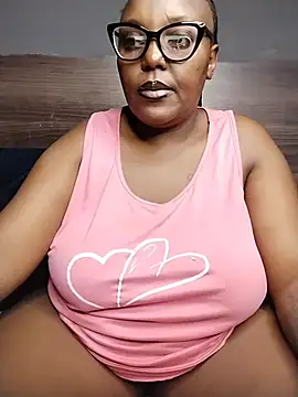 CHERRYYUMMY online show from 04/15/26, 07:18