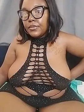 CHERRYYUMMY online show from 10/27/25, 11:22