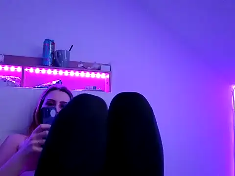 nicole77745 online show from 03/06/26, 01:06