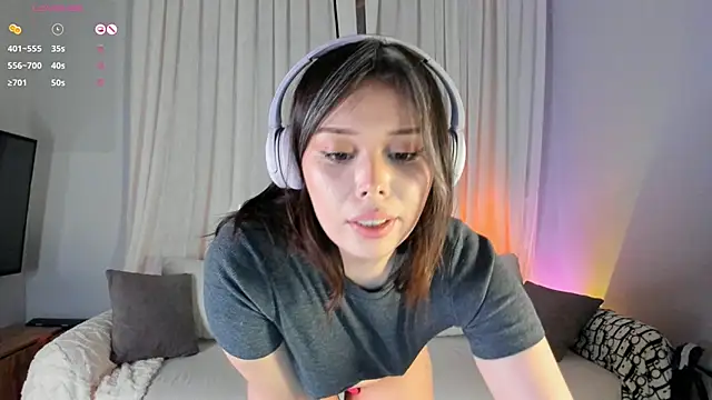 Mellovely online show from 11/19/25, 02:39