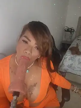 milf venus online show from 04/16/26, 09:39