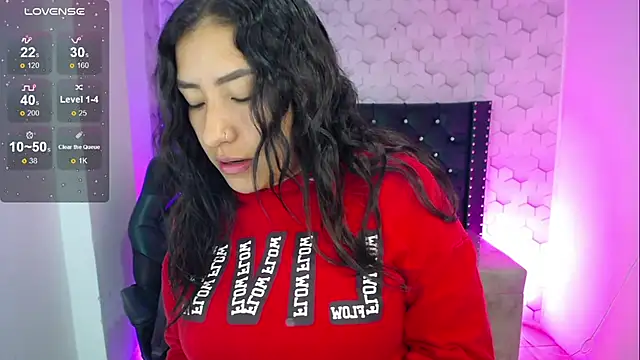 Sofi hot 4m online show from 11/11/25, 12:33