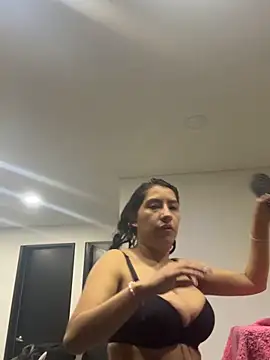 Sofi hot 4m online show from 03/06/26, 12:27