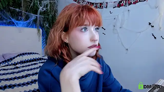 ElizaNik  online show from 10/29/25, 09:03