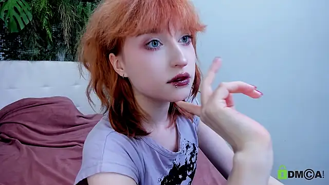 ElizaNik  online show from 11/26/25, 09:26