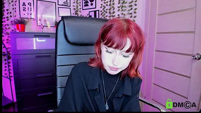 ElizaNik  online show from 07/17/26, 08:50