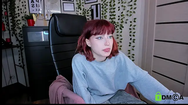ElizaNik  online show from 06/17/26, 11:58