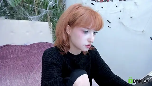 ElizaNik  online show from 10/25/25, 10:21