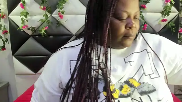 rocio bbw  online show from 11/27/25, 08:31