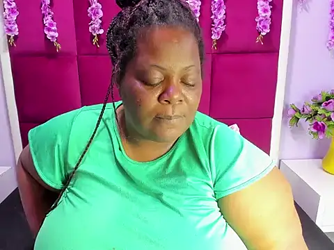 rocio bbw  online show from 12/21/25, 12:02