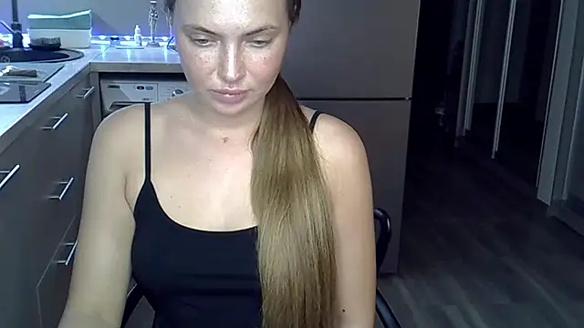 Lucky Anna online show from 11/12/25, 06:12