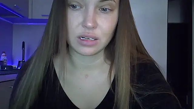 Lucky Anna online show from 03/15/26, 09:16