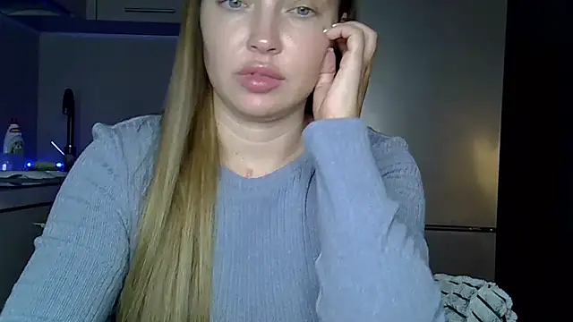 Lucky Anna online show from 04/10/26, 02:24