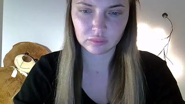 Lucky Anna online show from 03/31/26, 07:16