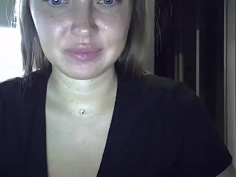 Snapshot of Lucky_Anna chatting on 12/05/24, 06:39 Lucky Anna online show from 12/05/24, 06:39