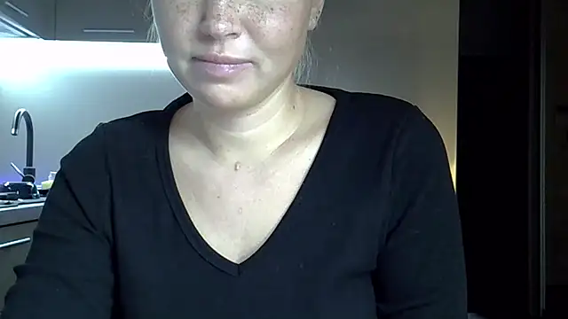 Lucky Anna online show from 02/10/26, 09:36