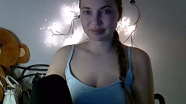 Lucky Anna online show from 03/24/26, 04:07