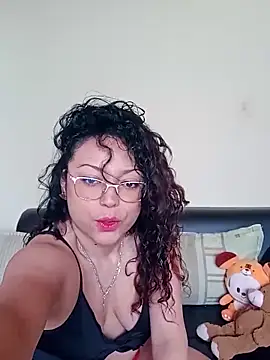 Snapshot of Lunavega1 chatting on 02/24/26, 05:03 Lunavega1 online show from 02/24/26, 05:03