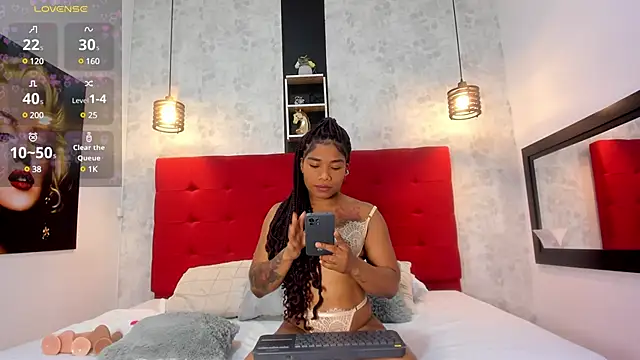 SilvannaFit online show from 03/19/25, 01:40