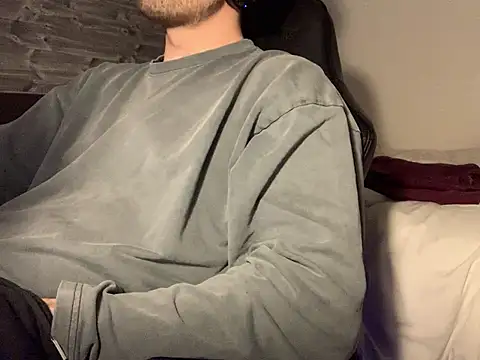 taallguyy 196 online show from 03/17/25, 07:04